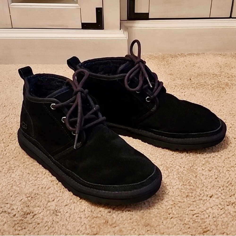 UGG Women’s Boots sz 8 - Black